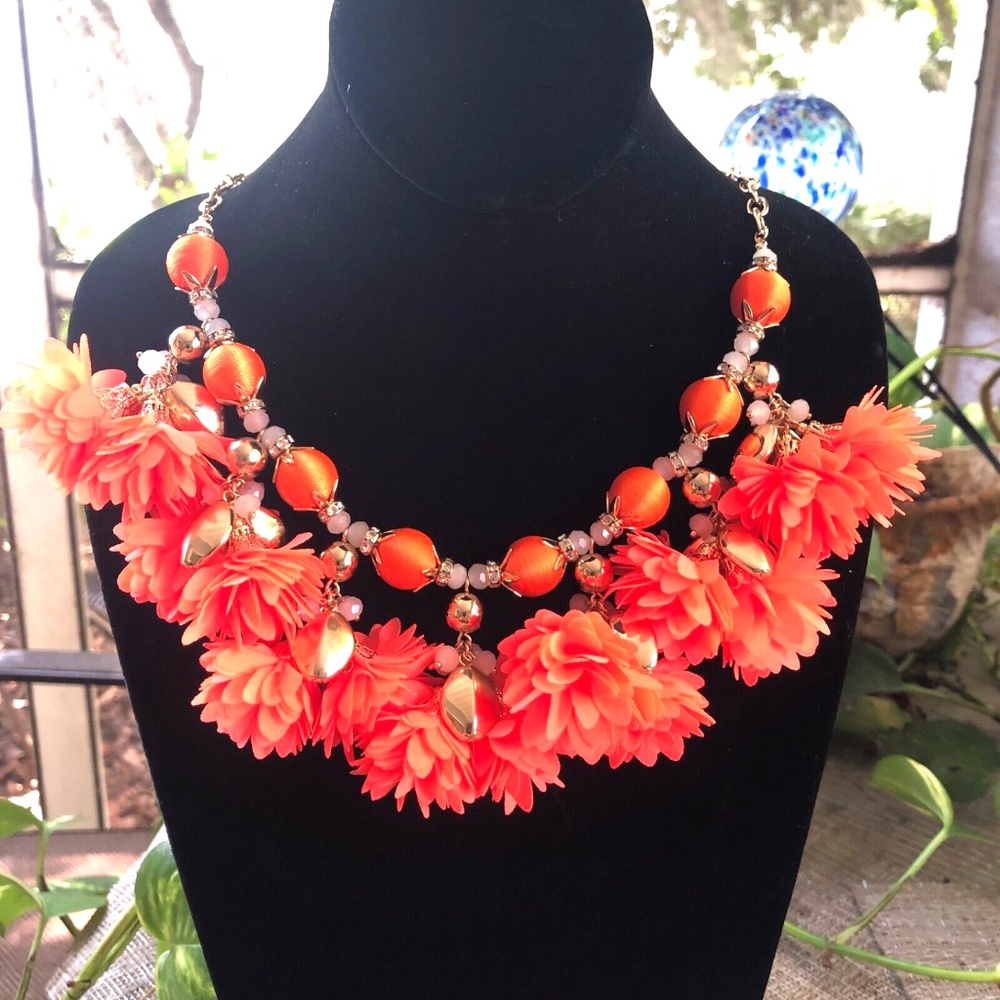 LILLY PULITZER NECKLACE 🩷 NWT Tangero TROPICAL Flower Bloom Beaded Long - Picture 6 of 6